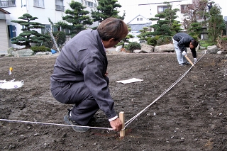 静岡市駿河区　Ｏ邸　地縄張り完了