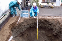 掘削深さ確認・立会者（寺田雄一）　