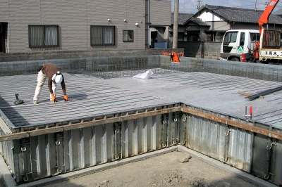 静岡市駿河区　Ｓ邸　基礎工事開始