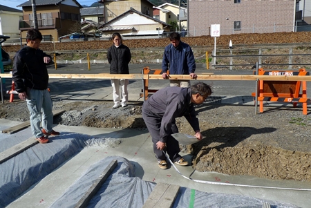 墨出し作業　静岡市Ｒ邸現場