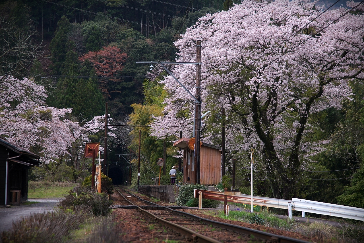 青部駅